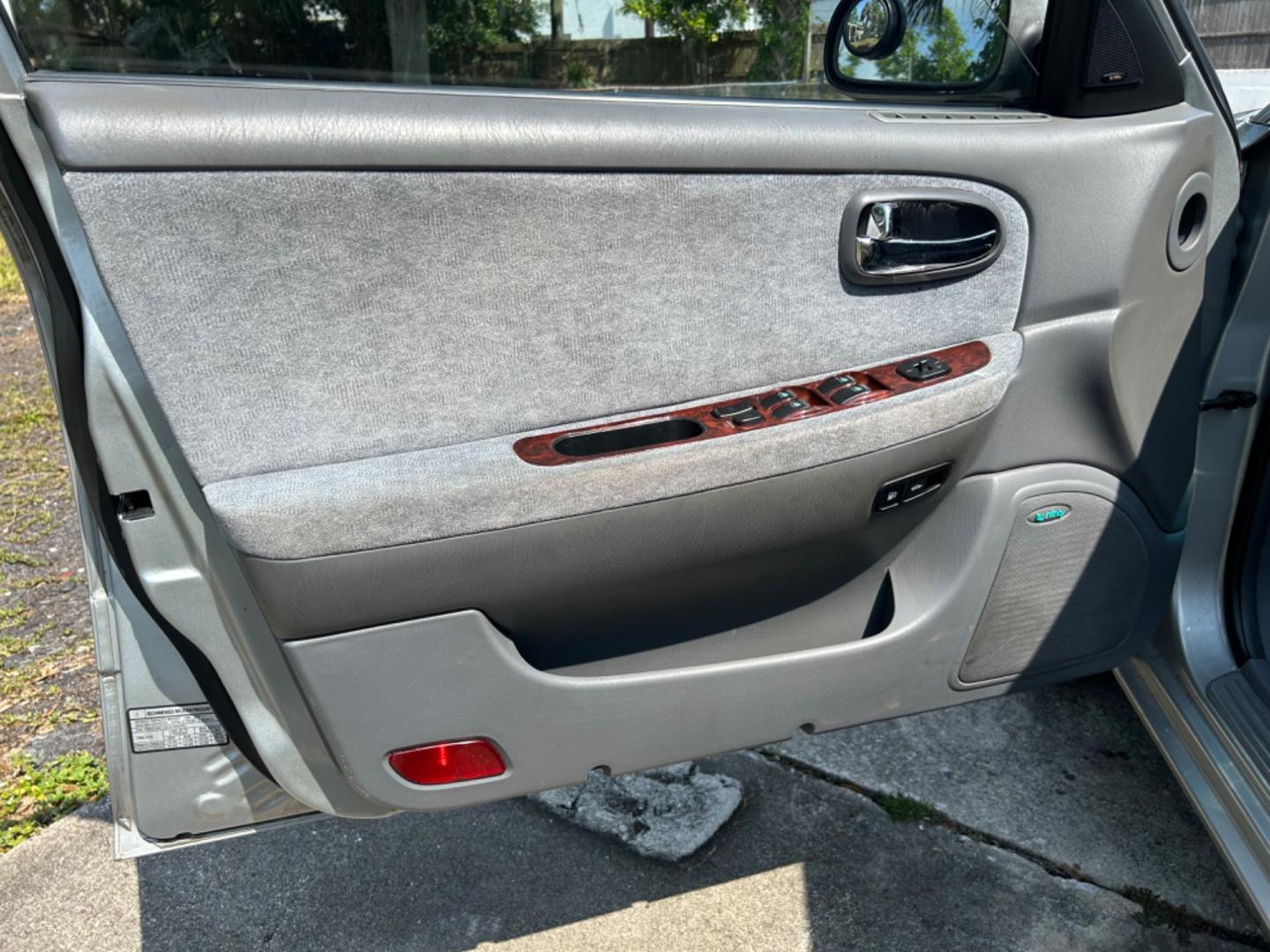 2004 Kia Optima (KNAGD126945) , located at 1758 Cassat Ave., Jacksonville, FL, 32210, (904) 384-2799, 30.286720, -81.730652 - $3500.00----------2004 KIA OPTIMA LX 129,627 MILES EXTRA CLEAN ICE-COLD AIR CONDITIONING 4-DOOR SUNROOF ALLOYS SPOILER RUNS GREAT ASK ABOUT 50/50 BHPH FINANCING FOR THIS VEHICLE CALL US NOW @ 904-384-2799 - Photo#6